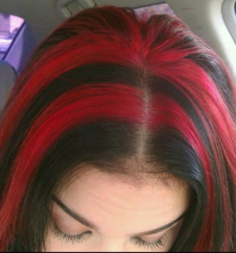 Red Hair Inspo, Hair Color Streaks, Hair Streaks, Hair Color Pastel, Hair Color Purple, Hair Stylies, Dye My Hair, Hair Dye Colors, Hair Inspiration Color