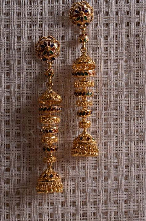 Long chain earrings gold