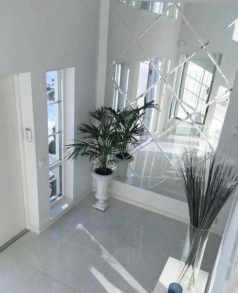 Mirrored Wall Ideas Hallways, Entry Mirror Wall, Hallway Mirror Ideas, Mirrored Hallway, Hallway Mirrors, Hallway Mirror Wall, Vstupná Hala, Mirror Hallway, Angel Wings Wall Decor