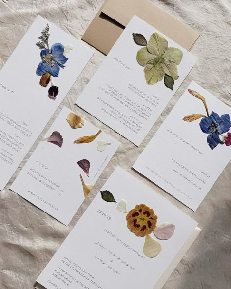 Pressed Flowers Invitation, Save The Date Flowers, Dried Flower Wedding Invite, Dried Floral Wedding Invitations, Wedding Invitations Pressed Flowers, Pressed Flower Wedding Invitations, Wedding Invite Pressed Flower, Flower Invitations, Wedding Stationary Design