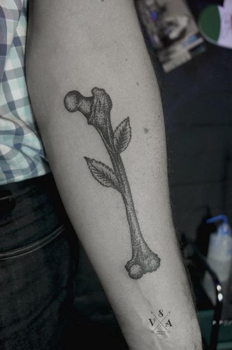 Andrey Svetov Femur Tattoo, Tattoo Cuff, Bones Tattoo, Walking Art, Bone Tattoo, Bone Tattoos, Sweet Tattoos, Body Modification, Wrist Tattoo