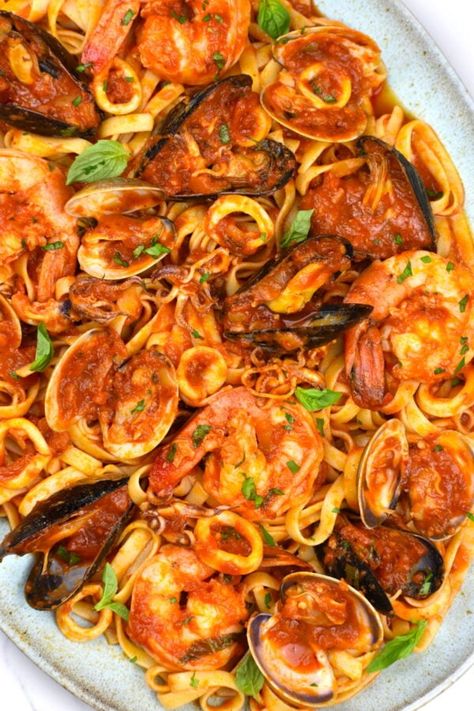 Frutti Di Mare Recipe, Spicy Seafood Pasta, Italian Seafood Pasta, Arrabbiata Sauce, Southern Squash Casserole, Seafood Dish Recipes, Pescatarian Recipes, Seafood Pasta, All Recipes