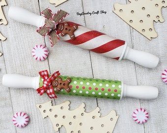 BayCountryCraftShop on Etsy Rolling Pin Crafts, Mini Rolling Pins, Cute Gingerbread Man, Engraved Rolling Pins, Gingerbread Crafts, Tiered Tray Diy, Tier Tray Decor, Wine Bottle Art, Rolling Pins