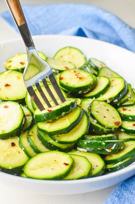 Cold Zucchini Salad Recipe - Life's Ambrosia Salad Zucchini, Pumpkin Zucchini Muffins, Cold Salad Recipes, Italian Chopped Salad, Resep Salad, Zucchini Salad, Easy Zucchini, Crispy Chickpeas, Cold Salad