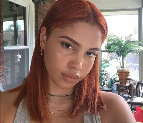 Light Skin Orange Hair, Red Hair For Morena Skin, Hairstyle For Brown Skin, Colored Hair For Brown Skin, Orange Hair Brown Skin, Ginger Hair Brown Skin, Red Hair Morenas, Copper Hair On Brown Skin, Red Hair Brown Skin