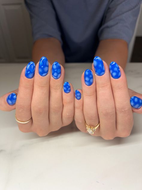 Blue Blooming Gel Nails, Fun Blue Nails, Ongles Baby Blue, Blue Diamond Nails, Blooming Gel Nails, Blooming Gel Nail Art, Blooming Nails, Blooming Gel, Shellac Colors