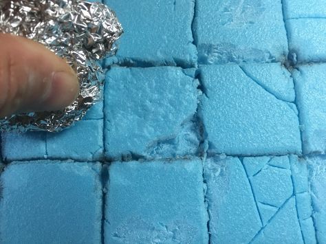 I've been asked for a step by step tutorial as to how I am making my dungeon tiles - I always find that writing it up the process as a bl... Dnd Diy, Foam Carving, Dnd Crafts, Dungeon Tiles, D&d Miniatures, Scalpel, Dnd Miniatures, Miniature Diy, Miniatures Tutorials