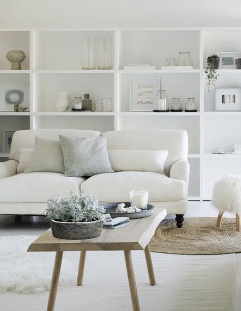 Add character to an all-white Scandi living room with textured furnishings and plenty of display storage for showcasing prized trinkets. Click link in bio for more Scandi decor ideas #homedecor Image: The White Company White Decorating Ideas, Scandi Living Room, Scandi Furniture, Scandi Living, Snug Room, White Lounge, White Furniture Living Room, Scandi Decor, White Dining Room