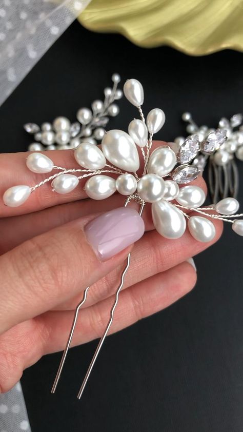 Bridal hair pins White wedding Jewelry for bridal | Hair accessories, Body jewelry diy, Diy hair jewellery Diy Pearl Hair Accessories, Diy Jewelry Videos, Body Jewelry Diy, Diy Earrings Materials, Diy Hair Accessories Ribbon, Beaded Hair Pins, Bead Hair Accessories, Motifs Perler, Hair Accessories Pearl