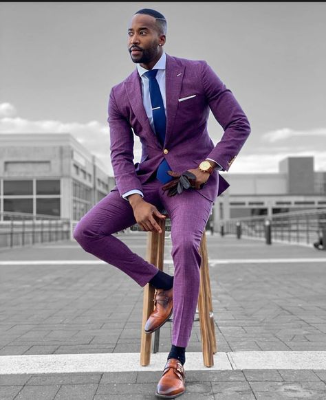 Male Suits Classy, Trending Suits, Male Suits, African Male Suits, Best Suits For Men, Black Men Fashion Casual, Black Men Fashion Swag, Teen Dress, Dapper Men