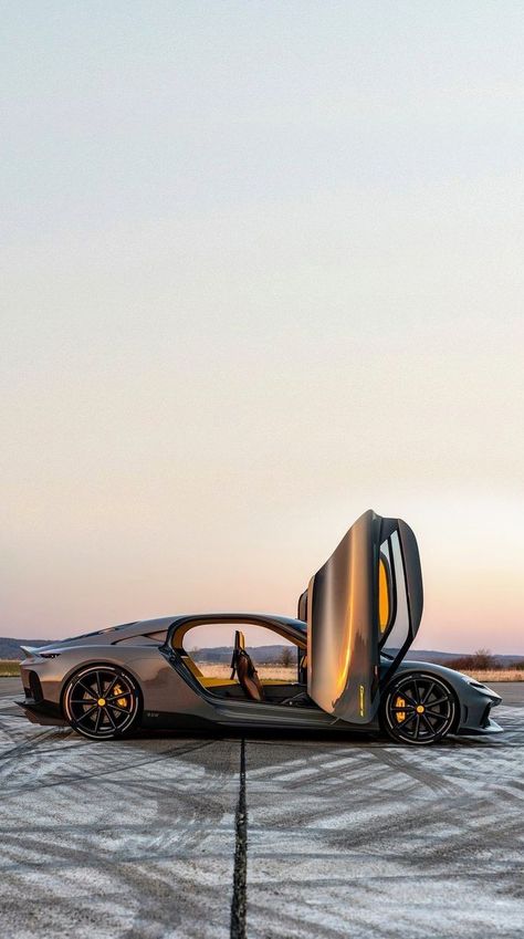 Car Koenigsegg, Koenigsegg Gemera, Dr Car, Internal Combustion Engine, Exotic Sports Cars, Combustion Engine, Fancy Cars, Classy Cars, Car Sketch