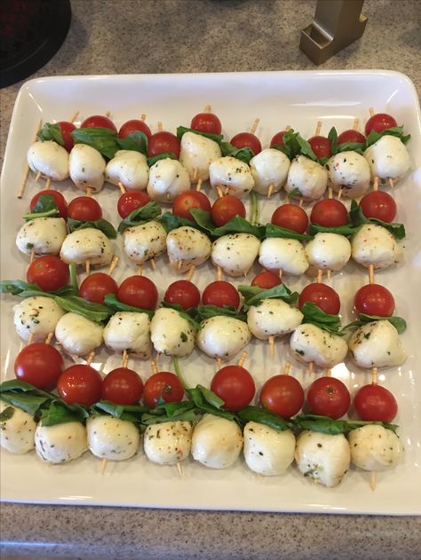 Once upon a Time bridal shower, caprese salad appetizers. Diy Wedding Orderves, Bachorlette Food Ideas, Bridal Shower Refreshments, Bridal Shower For Two Brides, Shower Snack Foods, Garden Party Bridal Shower Food, East Bridal Shower Food, Bachorlette Party Foods, Simple Wedding Appetizers