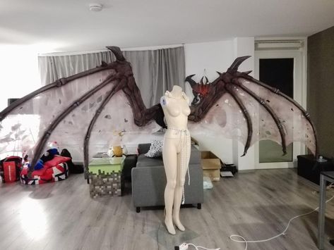 Diy Demon Wings, Giant Demon, Articulated Wings, Wings Diy, Wings Cosplay, Cosplay Wings, Demon Wings, My Demon, Dragon Costume