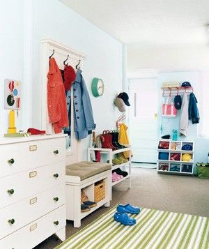 Looking to add vigor to your vestibule, fizz to your foyer? Try these ideas. Entryway Dresser, Room Makeovers, Entryway Mudroom, Cool Art Projects, Entryway Organization, Room Renovation, Laundry Mud Room, Up House, Best Carpet