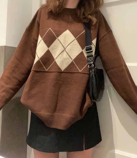 Plaid Skirt Knit Sweater, All Too Well Sweater Sadie Sink, Brown Plaid Sweater Outfit, Taylor Swift Argyle Sweater Outfit, Sadie Sink All Too Well Outfit, All Too Well Outfit, All Too Well Sweater, Evermore Outfit Ideas, Brown Jumper Outfit