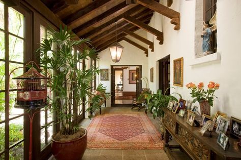 ⚜️ Terrazas mexicanas... Hacienda House Plans, Hacienda House, Boho Glam Home, Spanish Courtyard, Hacienda Homes, Spanish Homes, Mexican Hacienda, Spanish Hacienda, Hacienda Style Homes