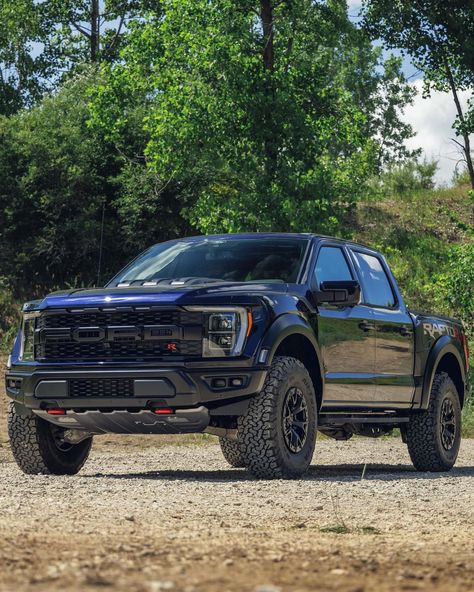 The 2023 #Ford F-150 Raptor R arrives with a supercharged 5.2-liter V-8 that makes 700 hp and 640 pound-feet of torque! Along with a restored roar, every Raptor R has 37-inch tires and subtle visual cues that differentiate it from the V-6 version. The 2023 F-150 Raptor R starts at $109,145, with orders open now and production starting this fall. Thoughts? #Stage3Motorsports #S3M #Ford #F150 #fordperformance #fordsofinstagram #fiftynation #builtfordtough #fordraptor Raptor R, Aesthetic Car Accessories, New Car Wallpaper, Tokyo Drift Cars, Hd Photography, Ford F 150 Raptor, Ford F150 Raptor, Ford Ranger Raptor, Tokyo Drift