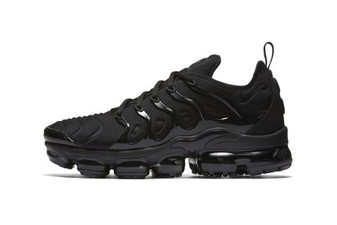 Air Vapormax Plus, Vapor Max, Nike Air Vapormax Plus, Nike Air Shoes, Air Vapormax, Mens Nike Shoes, Mens Nike Air, Nike Air Max Plus, Air Max Plus