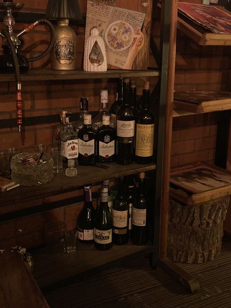 Western Alcohol Aesthetic, Fantasy Bar Aesthetic, Old Tavern Aesthetic, Brothel Aesthetic Medieval, Tavern Core, Piltover Aesthetic, Rum Aesthetic, Lore Aesthetic, Tavern Aesthetic