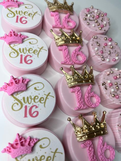 Sweet 16 Birthday Party Treats, Sweet 15 Treat Table, Chocolate Dipped Oreos Birthday, Sweet 16 Party Treats, Sweet 16 Treats Desserts, Sweet 16 Deserts, Sweet 16 Cake Pops Ideas, Sweet 16 Chocolate Covered Oreos, Sweet 16 Party Food Ideas Snacks