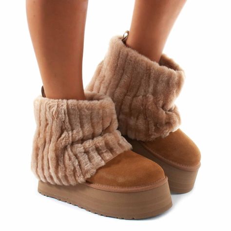 Platform Sherpa Uggs, Classic Mini Sherpa Platform Boot, Y2k Ugg Boots, Sherpa Corduroy Uggs, Mini Sherpa Uggs, Fluffy Ugg Boots, Leg Warmer Boots, Ugg Sherpa Boots, Aesthetic Winter Boots