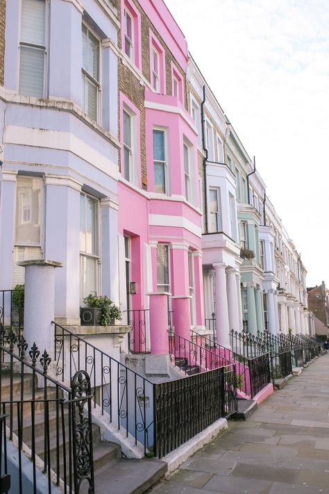 Notting Hill Coloured Houses, London Colorful Houses, London Notting Hill Aesthetic, Knotting Hill London, Notting Hill London Aesthetic, Noting Hill London, Nothing Hill Aesthetic, London Lifestyle Aesthetic, Notting Hill Aesthetic