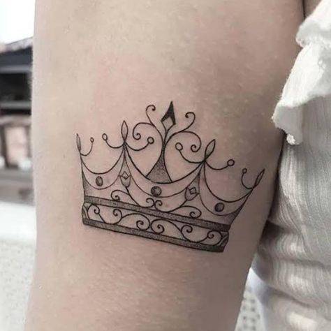 Princess Crown Tattoos, Tiara Tattoo, Crown Tattoo Men, Queen Crown Tattoo, Small Crown Tattoo, Crown Tattoos For Women, Crown Tattoos, Tattoos For Moms With Kids, Unique Crown