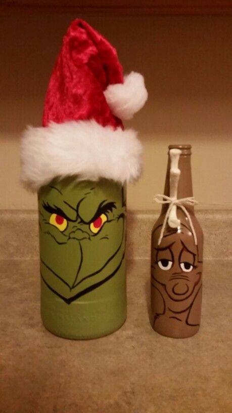 Wine Bottle Crafts Christmas, Liquor Bottle Crafts, Wine Craft, Christmas Wine Bottles, Wine Bottle Art, Wine Bottle Diy Crafts, Painted Wine Bottles, Diy Bottle Crafts, Wine Bottle Diy