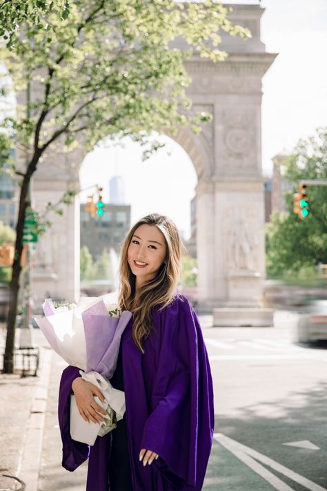 Not my work! Nyu Graduation Pictures, Nyu Graduation, Nyu Law, Law Graduation, Grad Shoot, Grad Pics, Graduation Pictures, Arch