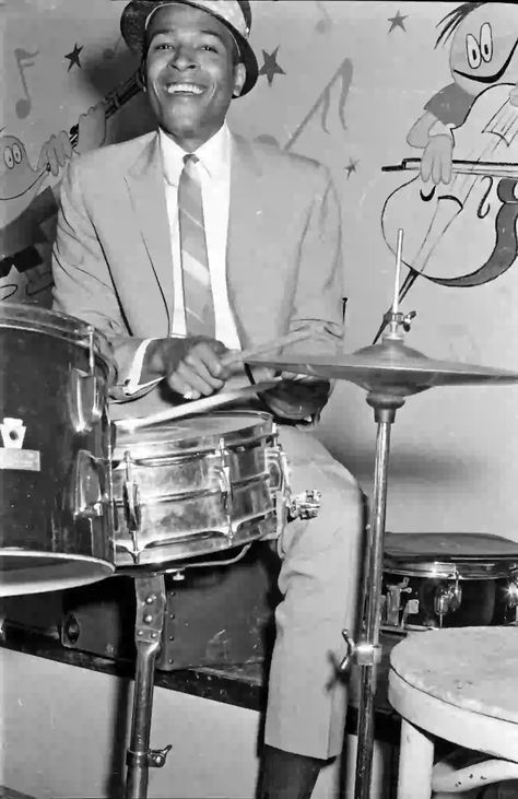 Songs he played drums on: The Marvelettes – ‘Please Mr. Postman’ Stevie Wonder – ‘Fingertips’ The Marvelettes – ‘Beechwood 4-5789’ Martha and the Vandellas – ‘Dancing in the Street’ The Originals – ‘Baby, I’m For Real’ Nona Gaye, Paul Bearer, Playing The Drums, Tammi Terrell, Berry Gordy, The Drums, How To Play Drums, Marvin Gaye, Surprising Facts