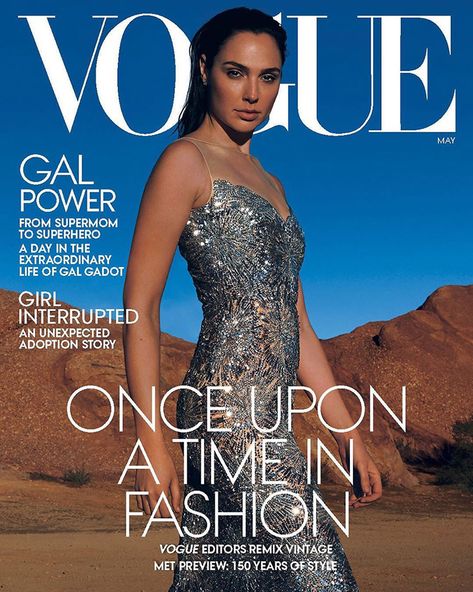 Gal Gadot is the Cover Star of American Vogue May 2020 Issue Nature Superhero, Vogue Street Style, Vogue Magazine Covers, Magazine Vogue, Fashion Gal, Girl Interrupted, Fashion Magazine Cover, Annie Leibovitz, Vogue Us