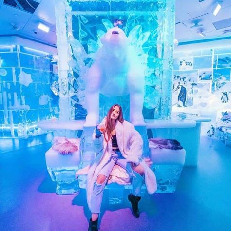 Vegas Ice Bar, Minus 5 Ice Bar Las Vegas, Drinks In Las Vegas, Best Bars In Vegas, Best Clubs In Vegas, Ice Bar Las Vegas, Travel Vegas, Best Nightclubs In Vegas, Vegas Ideas