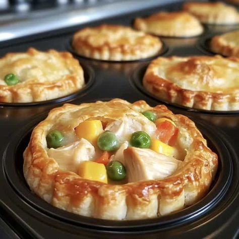 Mini Chicken Pot Pie Muffins: A Comforting Bite-Sized Delight Chicken Pot Pie Muffins, Pot Pie Muffins, Individual Chicken Pot Pies, Mini Pot Pies, Pie Muffins, Chicken Pot Pies, Mini Chicken Pot Pies, Grandma Cooking, Dump Meals