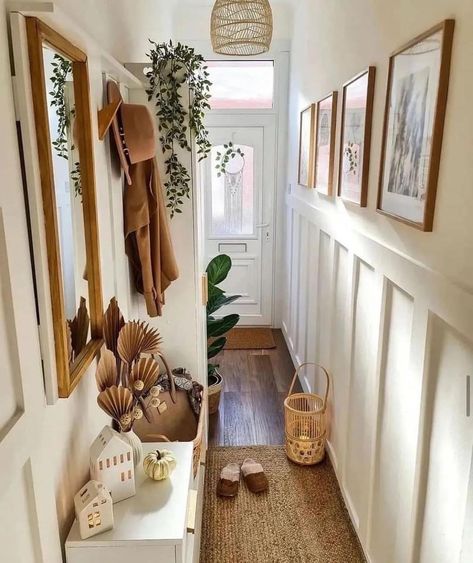 Narrow Hallway Decorating, Hal Decor, Small Hallways, Home Entrance Decor, Entrance Decor, Minimalist Bathroom, Stylish Home Decor, Farmhouse Kitchen Decor, Scandinavian Home