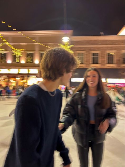 #couple #date #iceskating #winterdates #christmas #dateideas Christmas Boy Aesthetic, Ice Skating Couple Pics, Ice Skating With Boyfriend, Ice Skating Couple, Ice Skating Date, Skating Date, Couples Things To Do, Couple Date, Puppy Videos