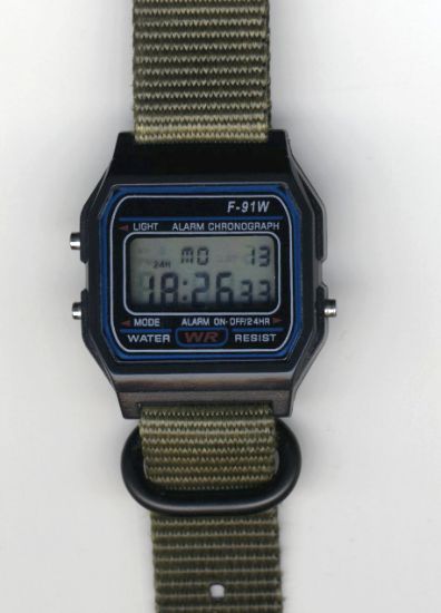 Casio F91w Nato, Casio F91w Nato Strap, Casio Nato Strap, Mens Watches Classy, Casio Vintage Watch, Tactical Watch, Casio Classic, Nato Strap Watches, Retro Gadgets