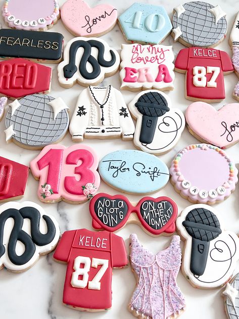 Taylor Swift Inspired Cookies - Etsy Taylor Swift Cookies Decorated Midnights, Taylor Swift Christmas Cookies, Taylor Swift Inspired Cookies, Taylor Swift Cookies Birthday, Taylor Swift Royal Icing Cookies, Taylor Swift Inspired Birthday Cake, Taylor Swift B Day Party, Taylor Swift Cookie Cake, Taylor Swift Cupcake Ideas