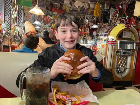 12 Themed Restaurants Every Seattle Family Must Experience at Least Once Seattle Breakfast, Kids Birthday Party Places, Restaurants For Birthdays, Kids Restaurants, Birthday Party Places, Seattle Food, Seattle Restaurants, Kid Friendly Restaurants, Fancy Restaurants