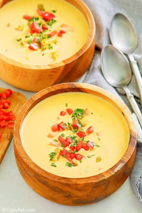 Celery Broth, Copycat Soup, Butter Carrots, Beer Cheese Soups, Cheese Soup Recipes, Canada Food, Condensed Soup, 2024 Recipes, Velveeta Cheese