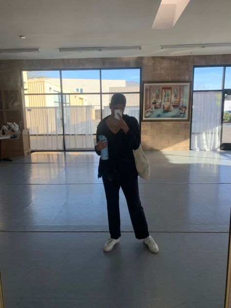 dance studio aesthetic Mirror Dance, Dance Mirrors, Dance Studio, Mirror Selfie, Mirror, Beauty