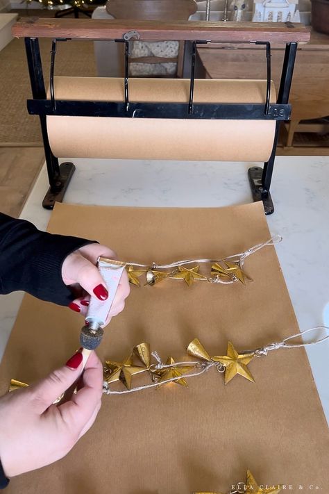 How to Change Shiny Gold to Antique Brass in Minutes - Ella Claire & Co. Cheap Christmas Ornaments, Diy Tree Topper, Printable Christmas Ornaments, Rub N Buff, Brass Patina, Diy Tree, Cheap Christmas, Bell Ornaments, Free Christmas Printables