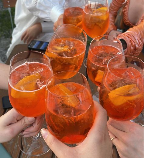 Scandinavian Summer Aesthetic, Night Summer Aesthetic, Swedish Summer, Scandinavian Summer, Night Summer, Italian Summer, Foto Ideas Instagram, Aperol Spritz, European Summer