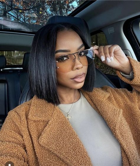 Faceovermatter Short Hair, Illusion Part Bob Weave, Long Bob For Black Women, Long Bob With Layers Black Women, Bob Hairstyles For Black Women Middle Part, Bob Natural Hair Black Women, Middle Part Bob Hairstyles For Black Women, Cute Bobs For Black Women, Middle Part Bob Black Women