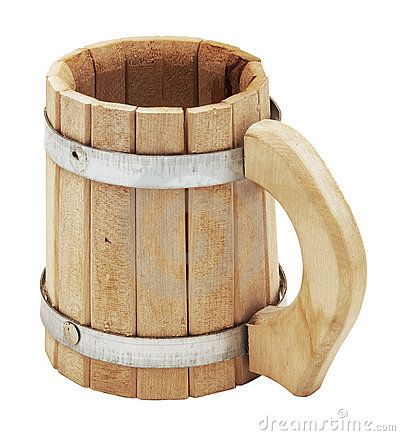 Wooden beer mug Wooden Cups, Wooden Beer Mug, Wood Mug, Glasses Drinking, Beer Mugs, Iron Furniture, Cool Mugs, Stone Design, Beer Steins