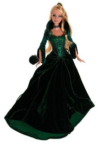 Christmas Barbie Dolls, Christmas Barbie, Green Velvet Dress, Barbie Gowns, Holiday Barbie, Barbie Princess, Barbie Accessories, Vintage Barbie Dolls, Lovely Clothes