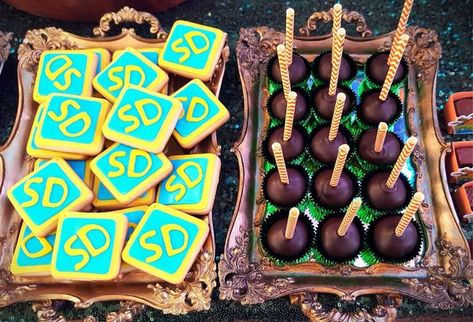 Scooby Party Ideas, Scooby Themed Party, Scooby Birthday Party, Scooby Doo Halloween Party Ideas, Dog Halloween Party Ideas, Scooby Doo Themed Birthday Party, Scooby Doo Themed Food, Scooby Doo Party Ideas, Scooby Doo Party Food