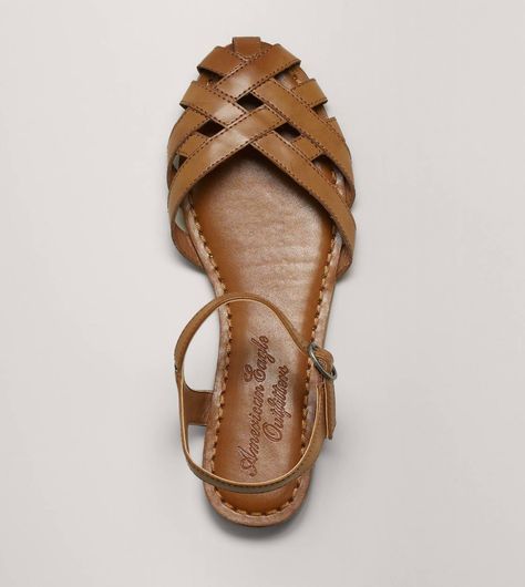 AEO Fisherman Sandal $30 Closed Toe Sandals, Nike Shoes Women, Summer Sandals, Toe Sandals, Shoe Lover, Looks Style, Sandals Summer, Beautiful Shoes, Sock Shoes