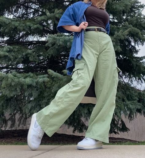 nike air max womens green cargo pants Light Green Cargo Pants, Mint Cargo Pants Outfit, Bright Green Cargo Pants Outfit, Light Green Pants Outfit Women, Light Green Cargo Pants Outfit, Light Green Pants, Light Green Pants Outfit, Green Jeans Outfit, Green Cargo Pants Outfit