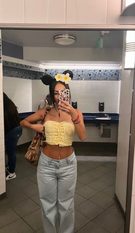 Destiny Marie, Paris Trip Outfits, Disney Outfits Women, Fit Aesthetic, Cute Disney Outfits, Disney World Outfits, Disneyland Outfits, Latina Fashion Outfits, Fits Aesthetic