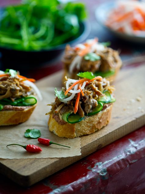 Banh Mi Bites            	    		subscribe        	        	    		follow us    			    				twitter    				facebook    			    	        	  Home  Food  Photo-Travel  Garden  	  		    			  				  					Shredded Pork Banh Mi Bites- A Take on Tapas Pork Banh Mi, Vietnamese Banh Mi, Pork Bites, Banh Mi Sandwich, Viet Food, Shredded Pork, Vietnamese Cuisine, Banh Mi, Vietnamese Recipes